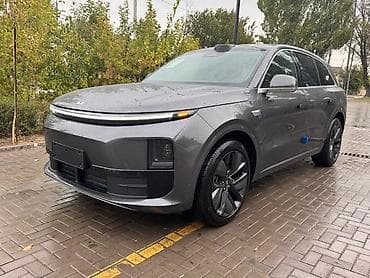 l6: Lixiang L6: 2025 г., 1.5 л, Гибрид, Кроссовер — 1