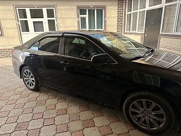 byd qin plus dm i: Toyota Camry: 2013 г., 2.5 л, Автомат, Бензин, Седан — 3