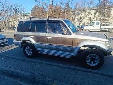 мотор митсубиси паджеро: Mitsubishi Pajero: 1991 г., 2.5 л, Автомат, Дизель, Внедорожник — 1