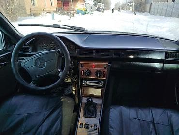 lexus 330: Mercedes-Benz W124: 1989 г., 2.3 л, Механика, Газ, Седан — 4
