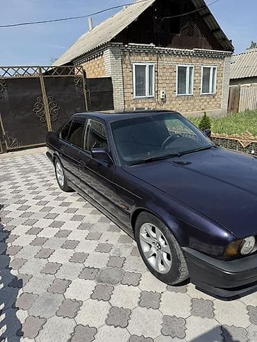 номер армения: BMW 5 series: 1991 г., Седан — 4