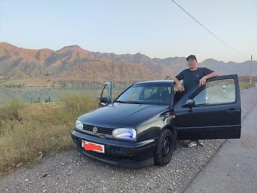 highlander 2012: Volkswagen Golf: 1993 г., 1.6 л, Механика, Бензин, Хэтчбэк — 2
