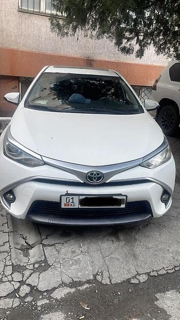 byd e3: Toyota Levin: 2018 г., 1.8 л, Вариатор, Гибрид, Седан — 1