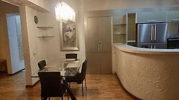 200: 5 комнат, Собственник, Без подселения, С мебелью полностью — 4