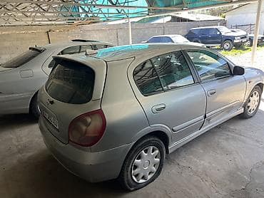 zero x neo: Nissan Almera: 2003 г., 1.5 л, Механика, Бензин, Хэтчбэк — 3