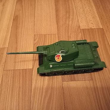 макет ак 47: Модель танка Т34 М1/43 Физприбор 3 500 Сделано в СССР В отличном — 2