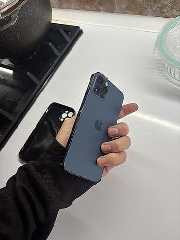 Apple iPhone: IPhone 12 Pro, Б/у, 128 ГБ, Pacific Blue, Защитное стекло, 82 % — 2