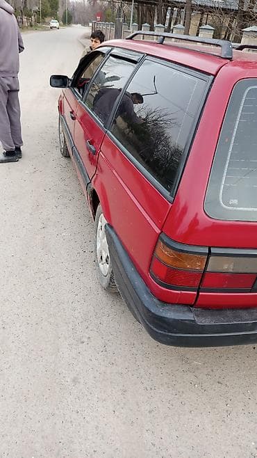 Volkswagen: Volkswagen Passat Variant: 1991 г., 1.8 л, Универсал — 1