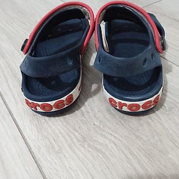 обувь америка: Детские сандалии Crocs(оригинал) - Модель: открытые сандалии с задним — 1