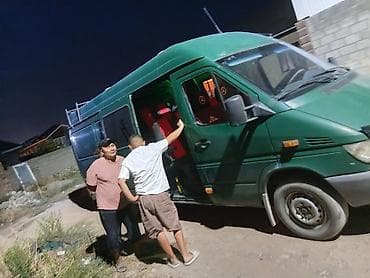 outback 2005: Mercedes-Benz Спринтер: 2001 г., Фургон — 4