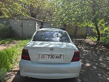 ford focus 2000: Opel Vectra: 2000 г., 1.8 л, Автомат, Бензин, Седан — 6