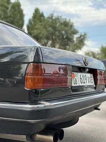 на грузовое авто: BMW 3 series: 1986 г., 3 л, Механика, Бензин, Седан — 8