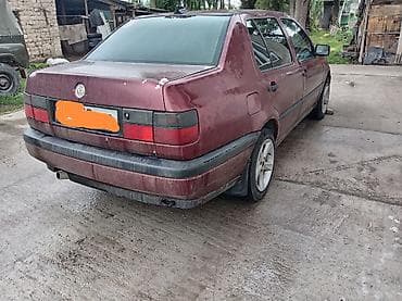 Volkswagen: Volkswagen Vento: 1993 г., 1.8 л, Газ, Седан — 3