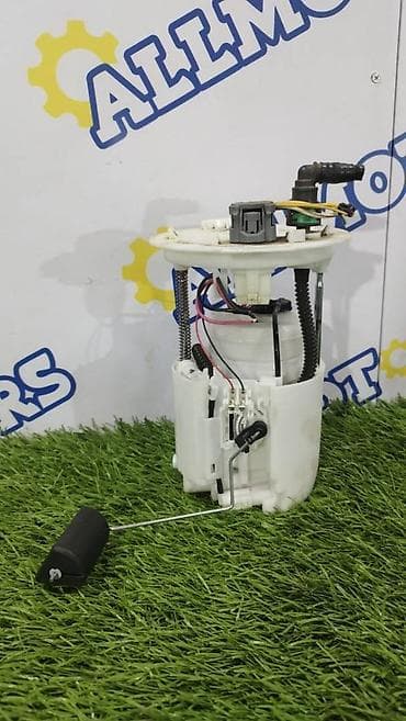 Ford Fusion v-2.0 hybrid 2013 год, топливный насос в сборе