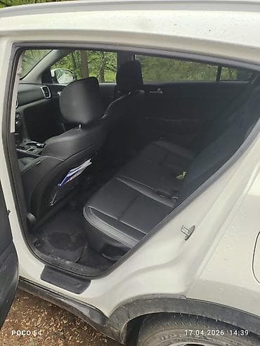 спинка: Kia Sportage: 2019 г., 1.6 л, Автомат, Дизель, Кроссовер — 2