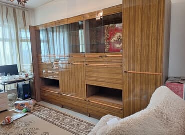 Сушилки: Гарнитур для зала, Б/у, Дерево, Самовывоз, цвет - Коричневый — 1