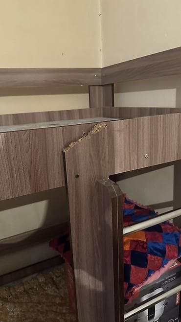 крафтар: Двухъярусная кровать из ЛДСП с лестницей - Компактная конструкция на — 4