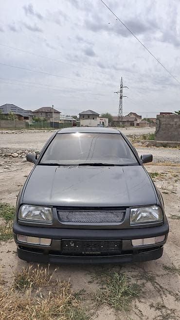 Volkswagen Jetta: 1993 г., 1.8 л, Механика, Бензин, Седан — 9