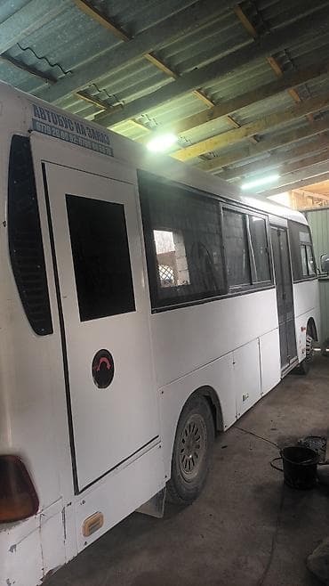 hyundai porter 1: Hyundai County (микроавтобус/небольшой автобус) - Кузов: белый — 4