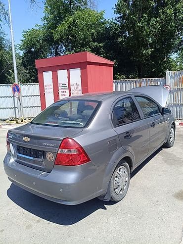Chevrolet Aveo: 2007 г., Механика, Бензин, Седан — 4