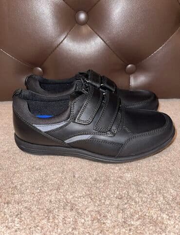 распродажа обуви из натуральной кожи: Next детская кожаная обувь Новая Чёрные кожаные туфли airflow. 33р — 10