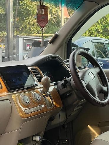 бампер степ вагон: Honda Stepwgn: 2001 г., 2 л, Автомат, Бензин, Минивэн — 3