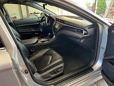 byd e7: Toyota Camry: 2018 г., 2.5 л, Вариатор, Гибрид, Седан — 8
