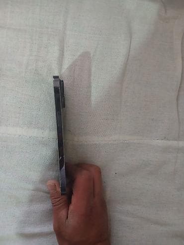 Техника жана электроника: Смартфон Apple iPhone (серия Pro, цвет тёмно‑фиолетовый/«Deep — 1