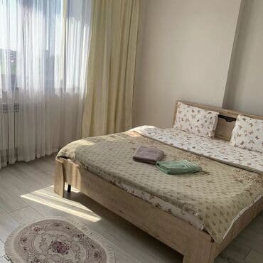 посуточная аренда квартир 2 комнатная: 1 комната, Бытовая техника, Банные принадлежности, Телевизор — 4