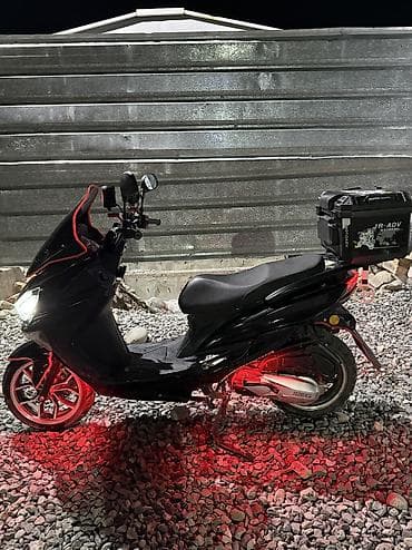 пластик на скутер самурай: Макси скутер. Состояние: Хорошее. Пробег 4к. Вложение по желанию — 3