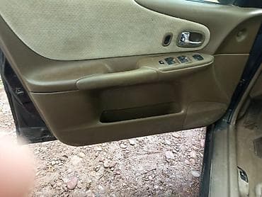 dodge ram 3.5: Mazda Familia: 2001 г., 1.5 л, Автомат, Бензин, Седан — 5