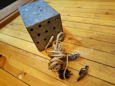 зарядные устройства для автомобильных аккумуляторов: Аккумулятор 50 Ач, Б/у, Самовывоз — 1