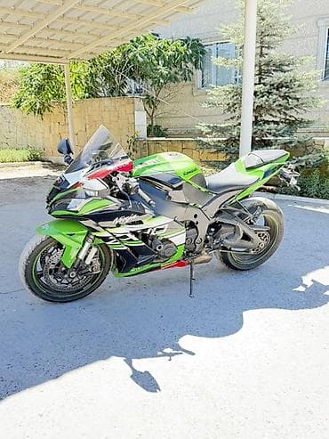Мотоциклы: Спортбайк Kawasaki, 1000 куб. см, Бензин, Взрослый, Б/у — 2