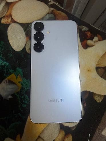 Samsung Galaxy S25+, Б/у, 256 ГБ, цвет - Серебристый, 1 SIM