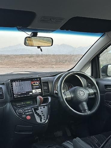 продаю машину под выкуп: Toyota WISH: 2003 г., 1.8 л, Автомат, Бензин, Минивэн — 3