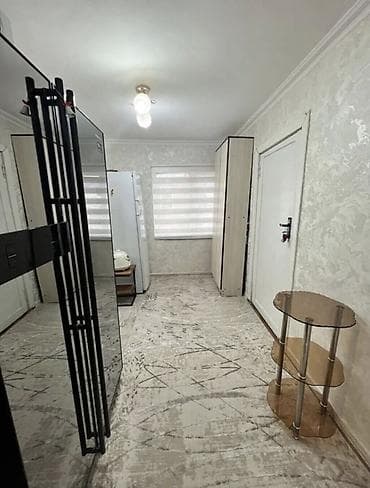 Продажа домов: 🏡 **Небольшой дом в Бишкеке (Маевка) с баней** ✨ 2 комнаты 50м2 🌿 — 5