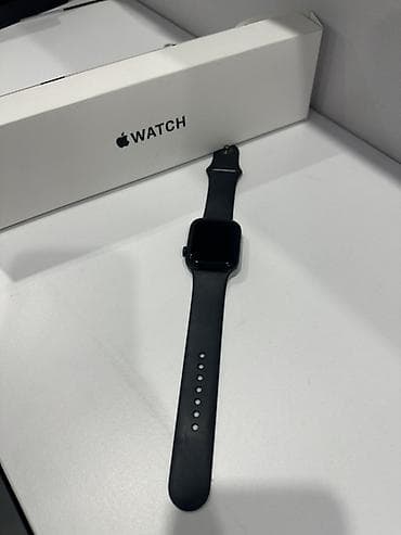 Продам Apple Watch SE (2nd generation) 44mm в идеальном состоянии. 🔋