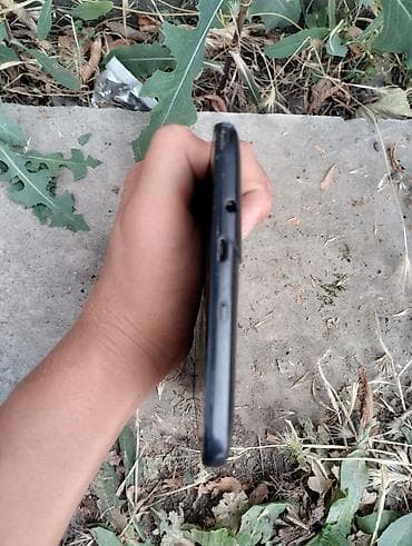 морозилный камера: Планшет, Alcatel, 6" - 7", Классический цвет - Черный — 1