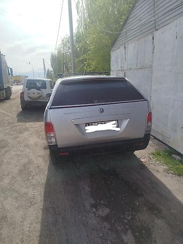 b class: Ssangyong Actyon Sports: 2008 г., 2 л, Автомат, Дизель, Пикап — 3