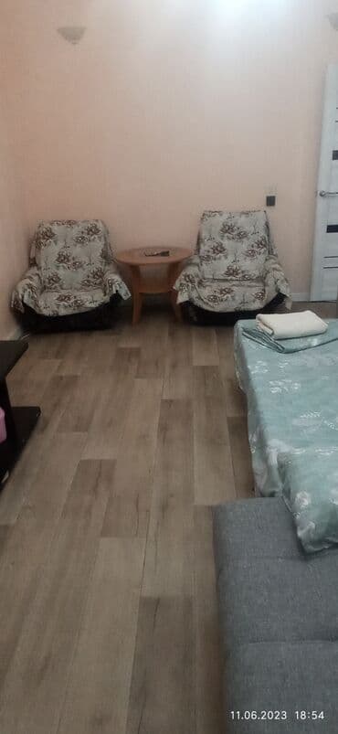 сдаю дом бишкек: 35 м², С мебелью — 3