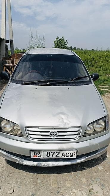 mini v: Toyota Ipsum: 1996 г., 2 л, Автомат, Бензин, Минивэн — 5