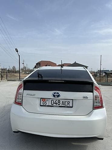 электрический мото: Toyota Prius: 2012 г., 1.8 л, Вариатор, Гибрид, Хэтчбэк — 5