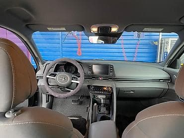 fast: Hyundai Elantra: 2021 г., Седан — 7