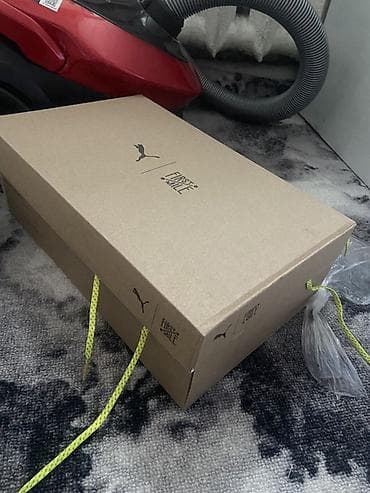 кросовки с роликами: Футбольные бутсы Puma Ultra — ярко‑жёлтый неон с графикой и логотипом — 3