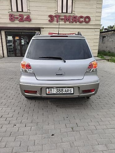Mitsubishi Outlander: 2003 г., Кроссовер — 4