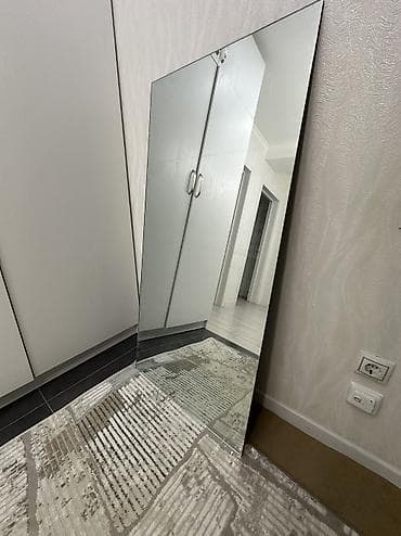 Декор и интерьер: Зеркало
138см на 68см — 1