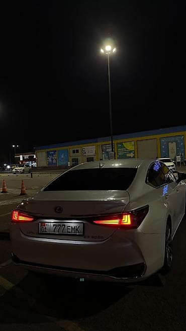 Продажа авто: Lexus ES: 2021 г., 2.5 л, Автомат, Гибрид, Седан — 2