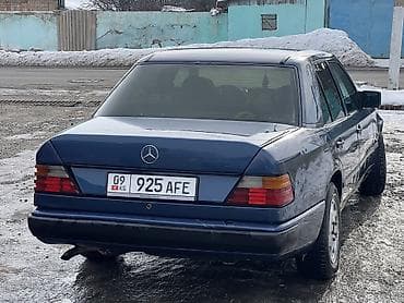 салон w124: Mercedes-Benz W124: 1988 г., Седан — 7