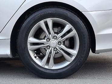 2017: Hyundai Sonata: 2017 г., 2.4 л, Автомат, Бензин, Седан — 10