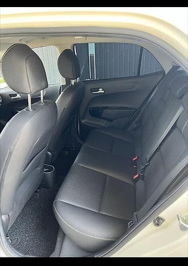 kia picanto: Kia Picanto: 2019 г., 1 л, Автомат, Бензин, Хэтчбэк — 9